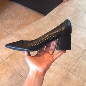 Brand new - block heel pointed toe pump